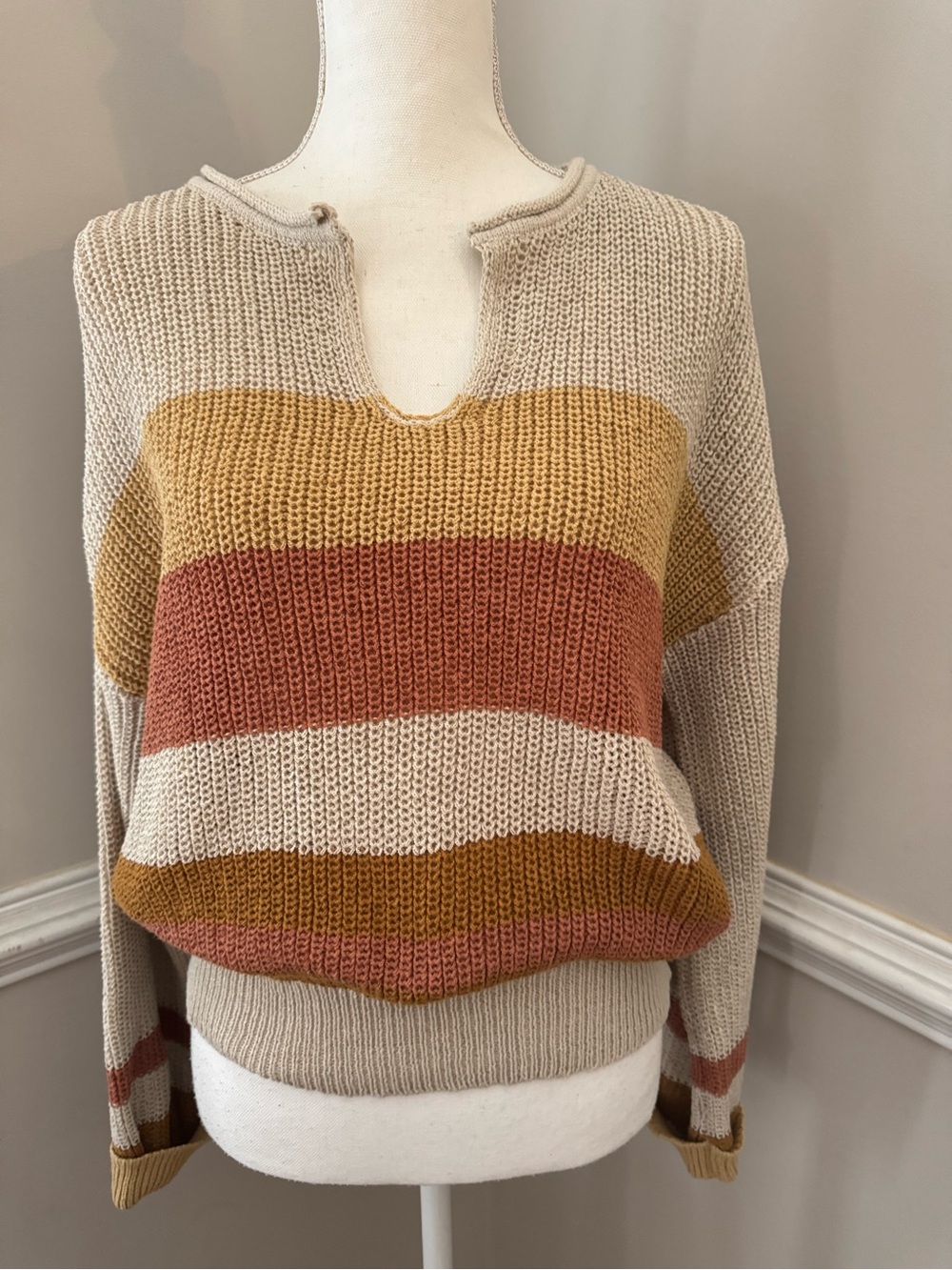 Boutique Lovlov Notch-Neck Striped Sweater in Beige, Rust & Mustard Size L NWT